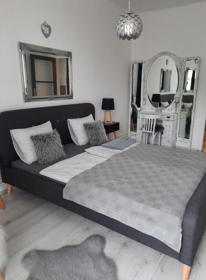 Apartamento Downtown'S Pearl Pécs Exterior foto