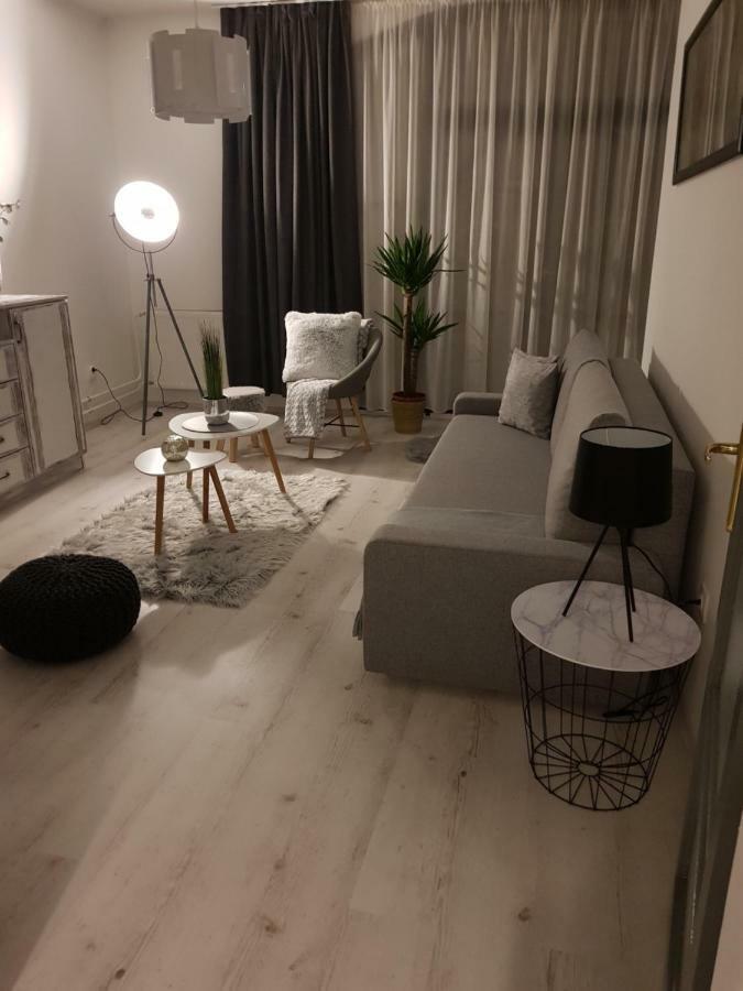 Apartamento Downtown'S Pearl Pécs Exterior foto